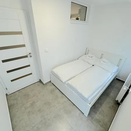 Krasny - 2 V Blizkosti Centra * 브라티슬라바