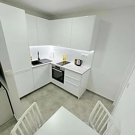 Lägenhet Krasny - 2 V Blizkosti Centra Bratislava