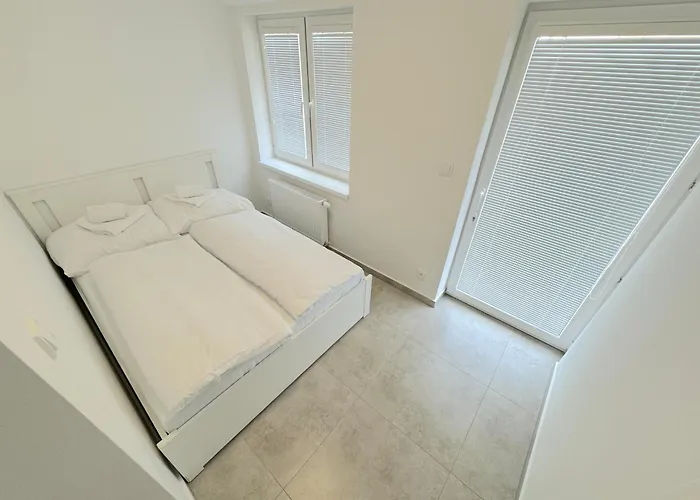 Apartment Krasny - 2 V Blizkosti Centra Bratislava